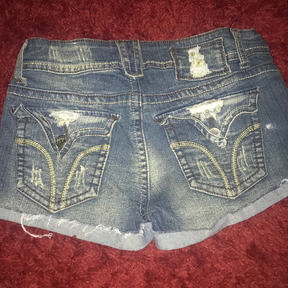 VIP Jeans Shorts - Picture 2 of 2